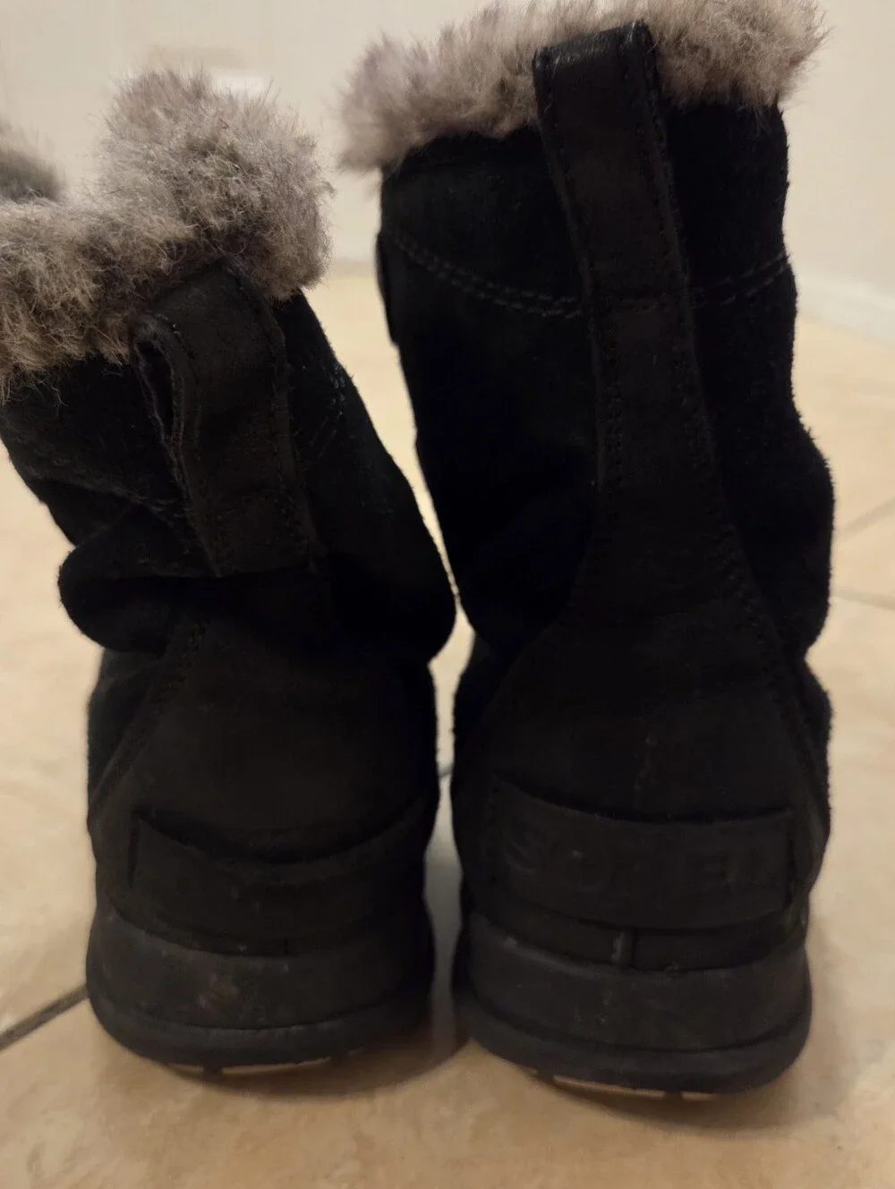 SOREL USA 8.5 EUR 39.5 Women's Black Leather Lined Snow Winter Boots Faux Fur